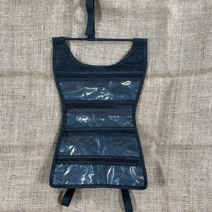 * Umbra Black Dress   Zippered Pockets Jewelry Organizer